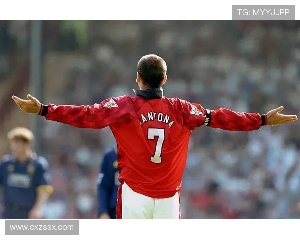 带头绳的足球明星如何引领球场风潮与时尚潮流的完美结合